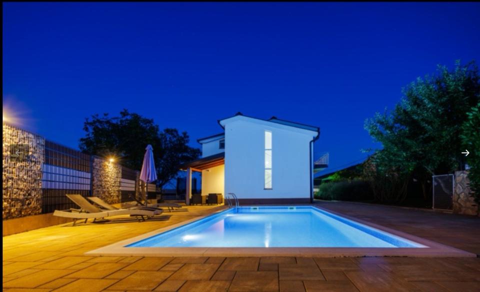 Thumbnail-Ferienhaus mit Pool