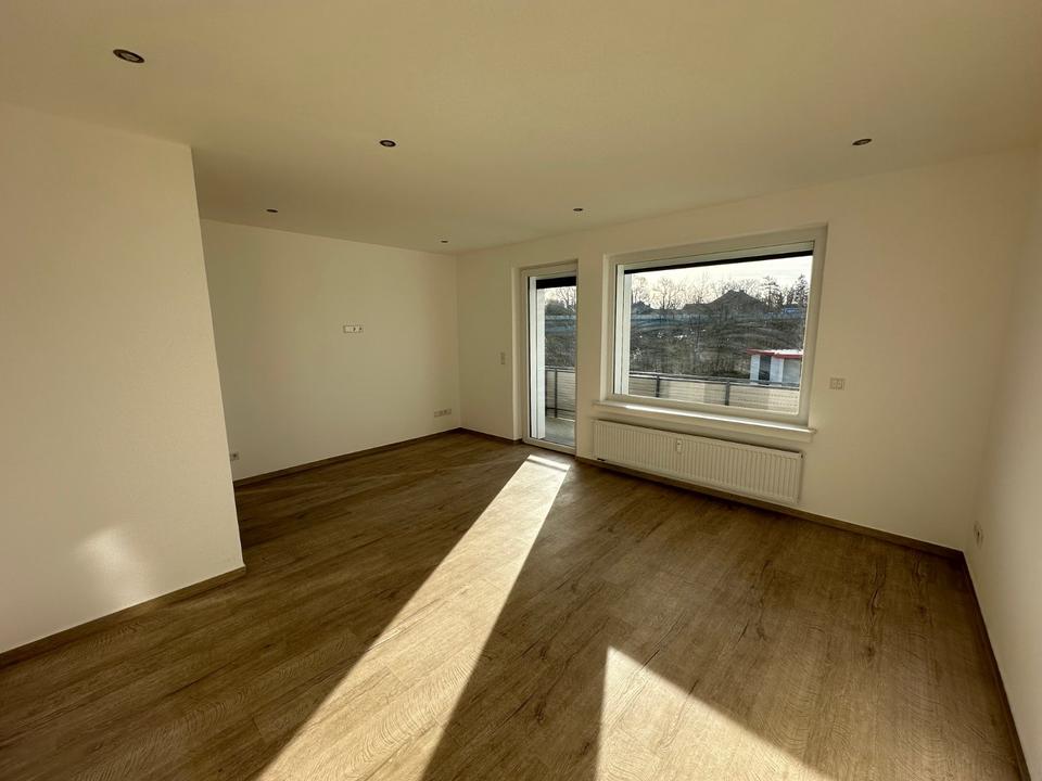 Thumbnail-Helle Single-Wohnung mit Balkon in Neheim zu vermieten