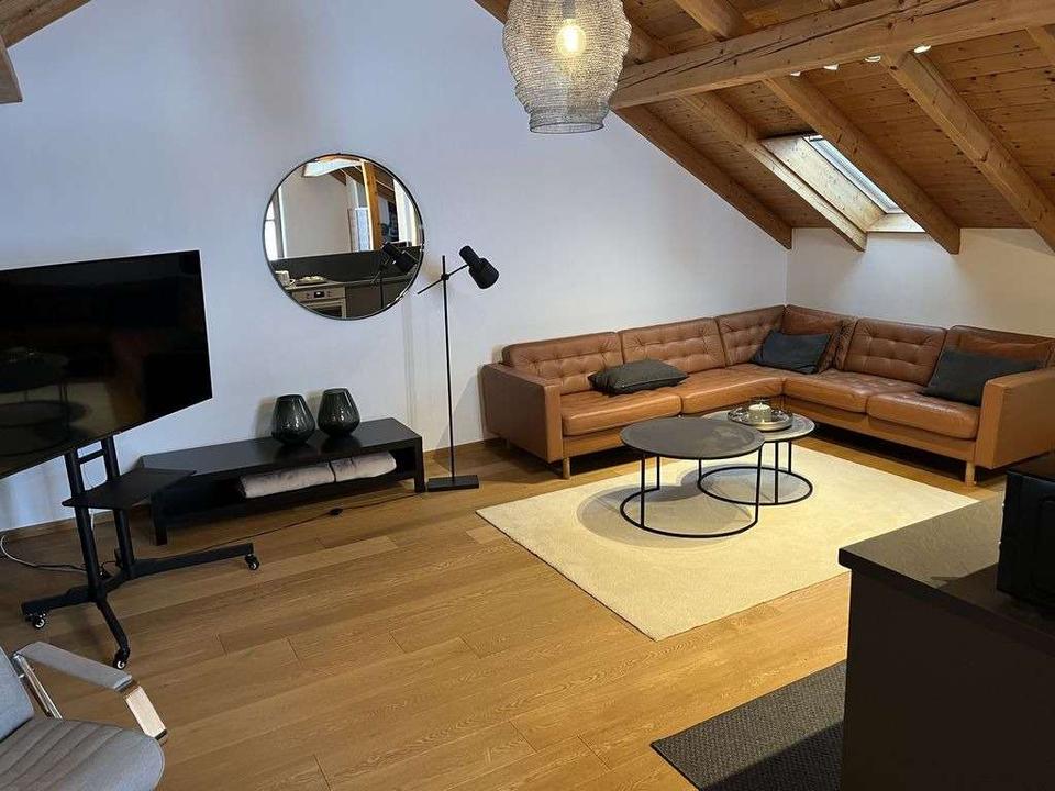 Thumbnail-Daglfing: Gepflegtes Loft auf 100m², mit 3 Zimmern, auf 2 Ebenen, in ruhiger Lage, mit sep. Eingang.