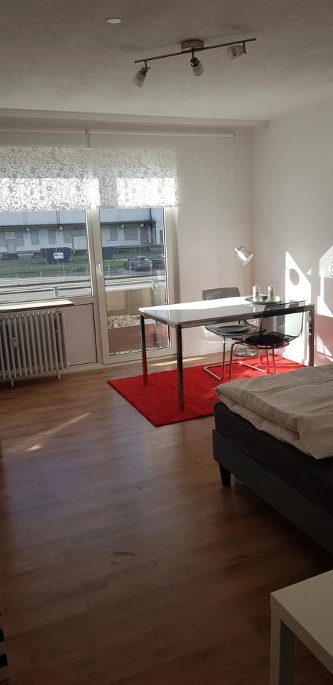 Thumbnail-Möblierte 2-Zimmer-Wohnung mit großer Küche in Deutz – kurzfristige Anmietung möglich