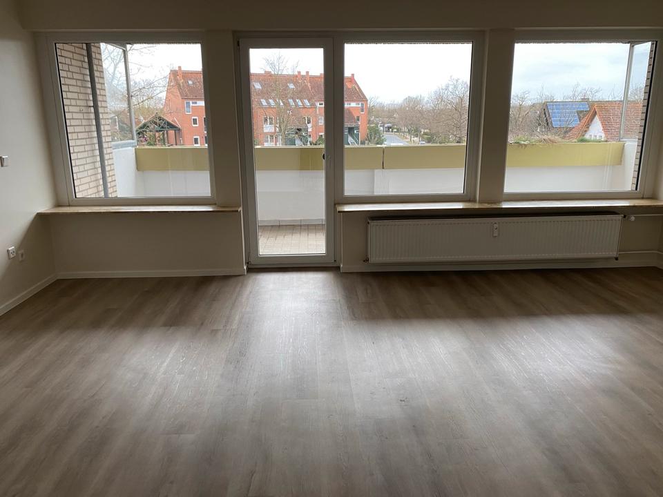 Thumbnail-Provisionsfrei,renovierte 4-Zimmer-Wohnung+ Tiefgarage, Davensted