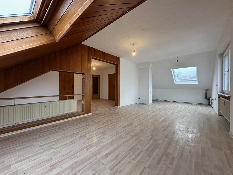 Thumbnail-2-3 Zi Dachgeschoss Wohnung in Köllerbach Oberwies Püttlingen