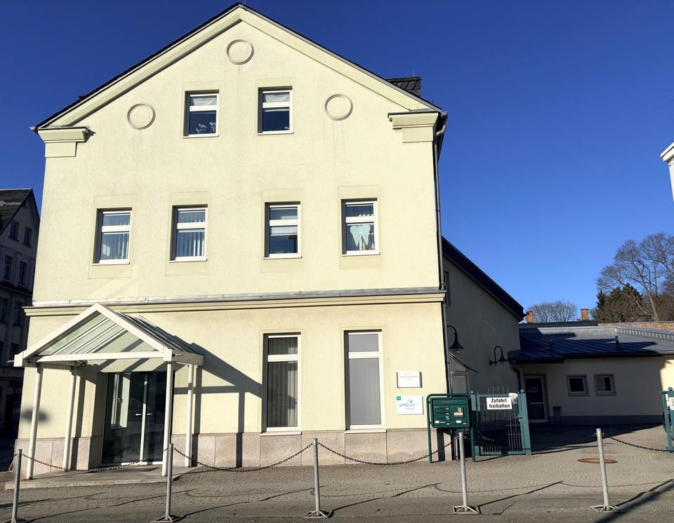 Thumbnail-großzügige Gewerberäume in Oelsnitz