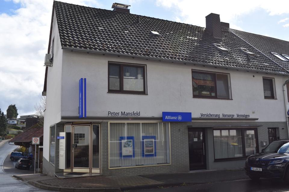 Thumbnail-Wohnhaus in Zentraler Lage von Niedenstein OHNE MAKLER