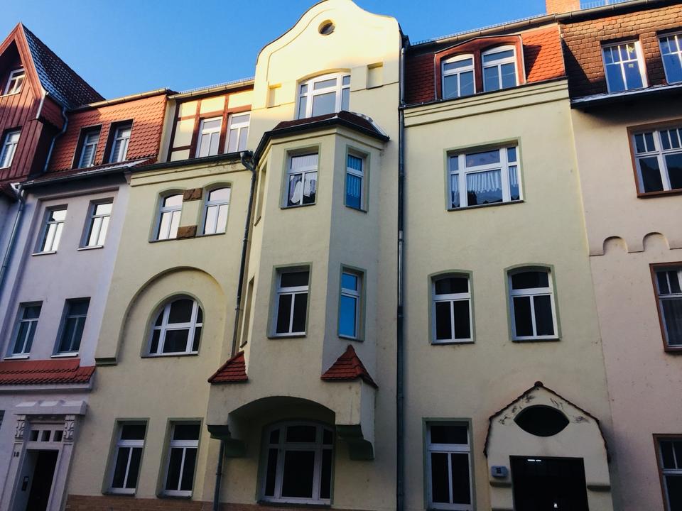Thumbnail-5,5 -Zimmer -Wohnung mit Loggia zu vermieten in Zeitz, Goethestr.