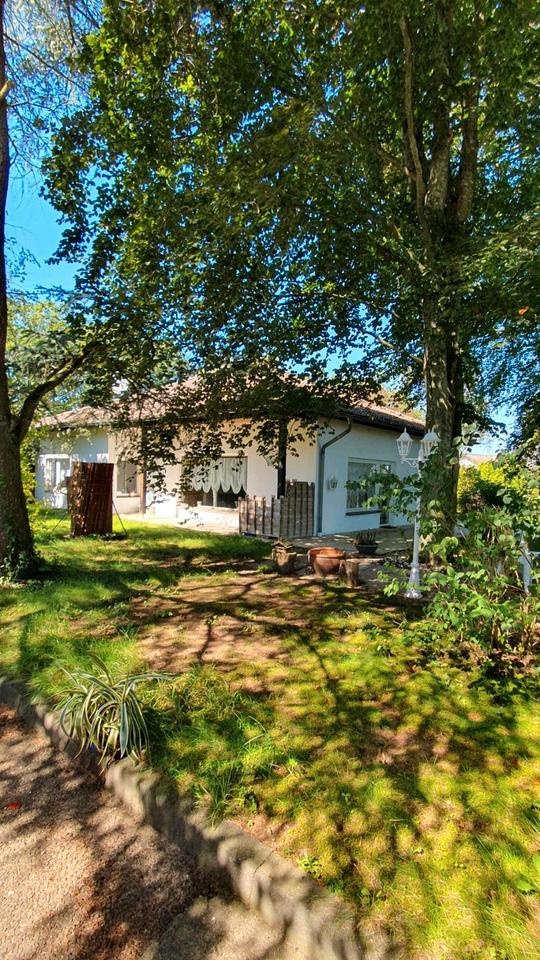 Thumbnail-Möblierter Bungalow Regio Köln zu vermieten