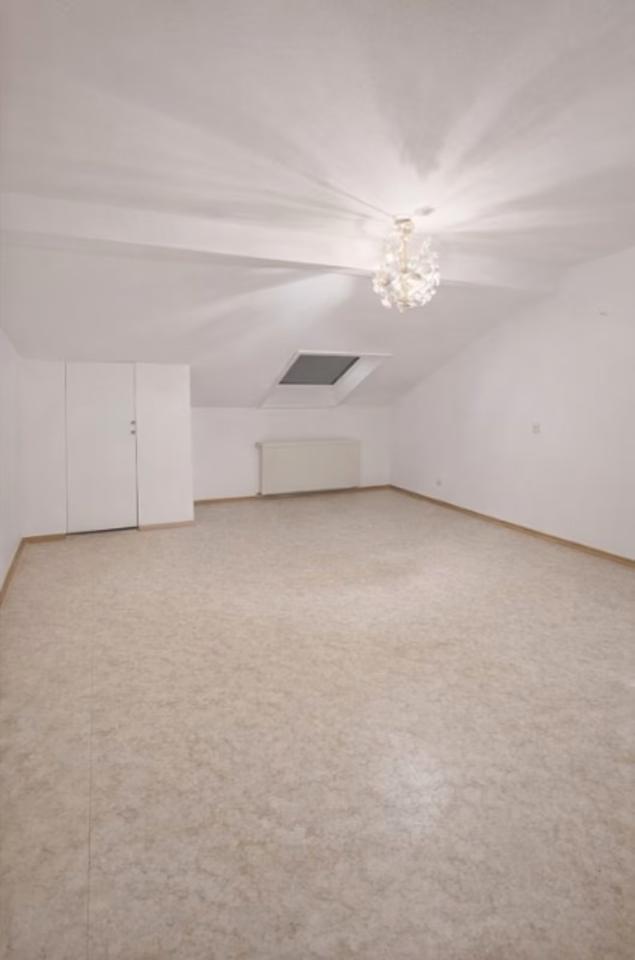 Thumbnail-Großzügige 3-Zimmer-Wohnung ca. 120 m²