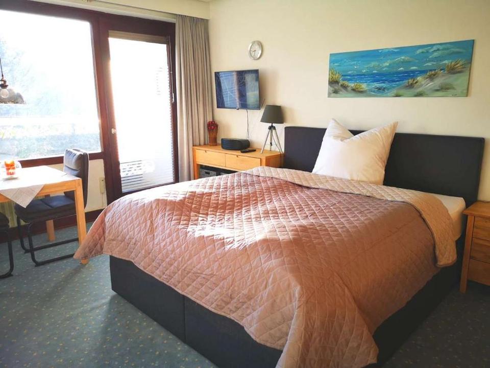 Thumbnail-Vollmöbliertes 1-Zi-Apartment mit Balkon – sofort bezugsfertig
