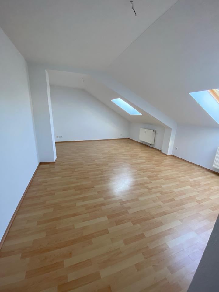 Thumbnail-2-Zimmer-Wohnung