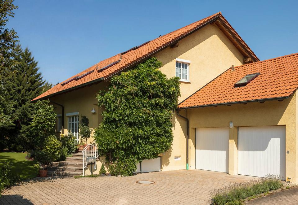 Thumbnail-Charmantes Einfamilienhaus in Stadtnähe mit Garten in Tegernheim