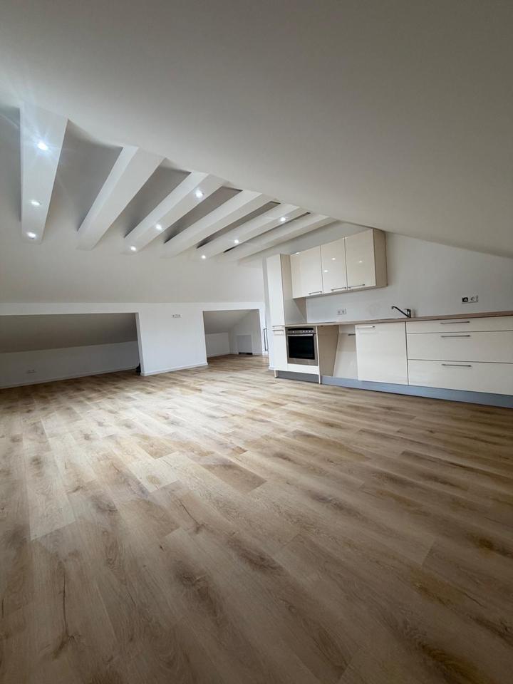 Thumbnail-Drei Zimmerwohnung in Köngen