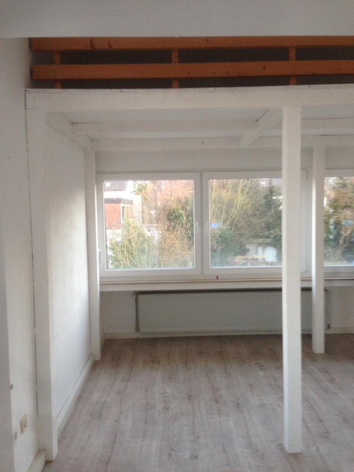 Thumbnail-kleines Dachgeschoßapartment 1 Zimmer KDB