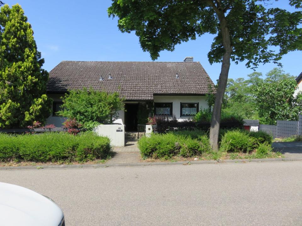 Thumbnail-Einfamilienhaus in Klein-Winternheim von Privat zu verkaufen