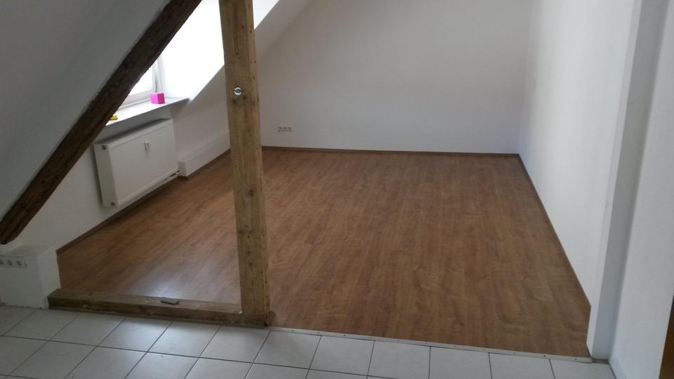 Thumbnail-WEN Whg. zentrale Lage, 95 m² mit HsMstr.-Tätigkeit