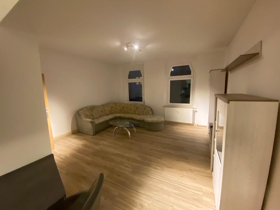 Thumbnail-Zweiraumwohnung mit Einbauküche teilmöbliert