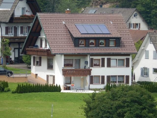 Thumbnail-Ein- Zweifamilienhaus Obertal (BaiersbronnTeilort)