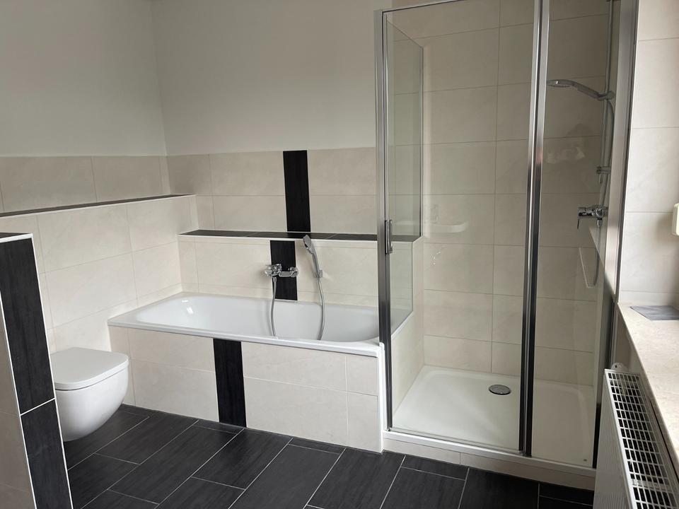 Thumbnail-Mietwohnung in ruhiger Lage mit Garten, Balkon und Doppelarage