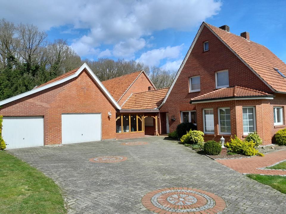 Thumbnail-Einfamilienhaus Eggermühlen mit 3 Garagen und Scheune san.- bed.