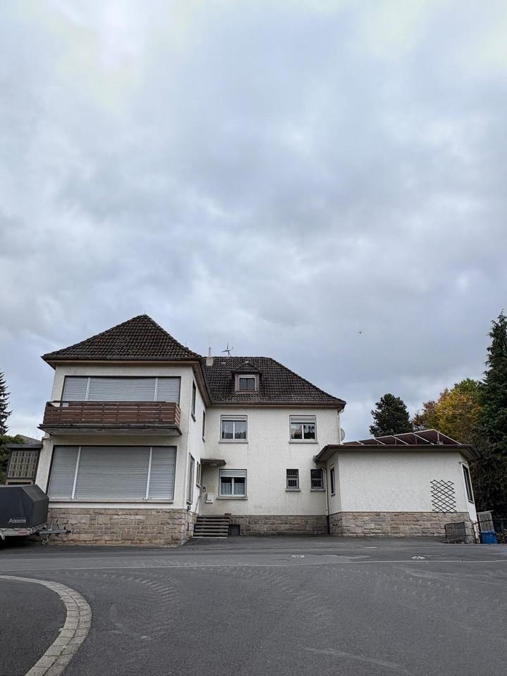 Thumbnail-Einfamilienhaus aus der Rhön zum Kauf