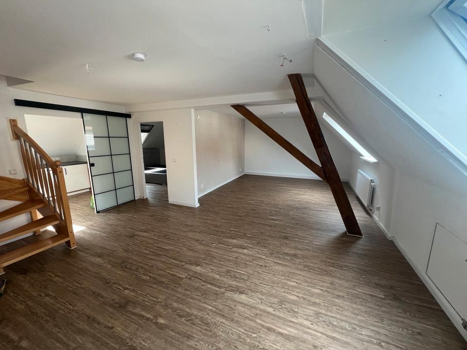 Thumbnail-Charmante 3,5-Zimmer-Dachgeschoss-Maisonettewohnung