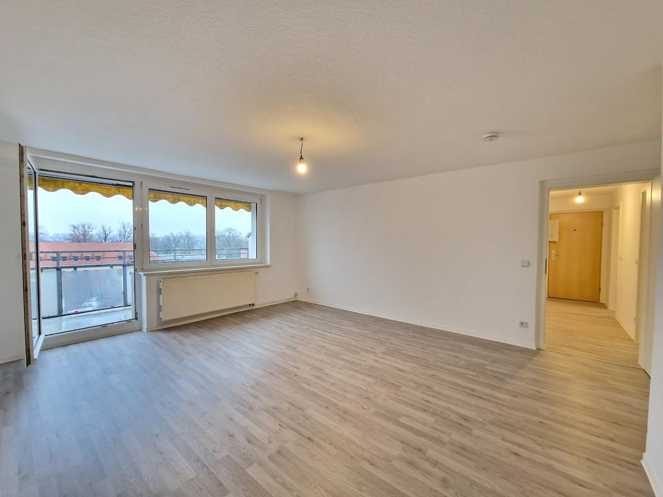 Thumbnail-Zuhause in Großenhain - 3-Zimmer-Wohnung mit Balkon - ** AB SOFORT **!