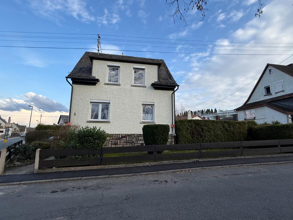 Thumbnail-Einfamilienhaus mit Garten im Zentrum von Ransbach-Baumbach