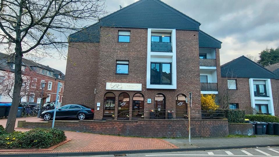 Thumbnail-Schöne leerstehende 2 Zimmerwohnung Duisdorf