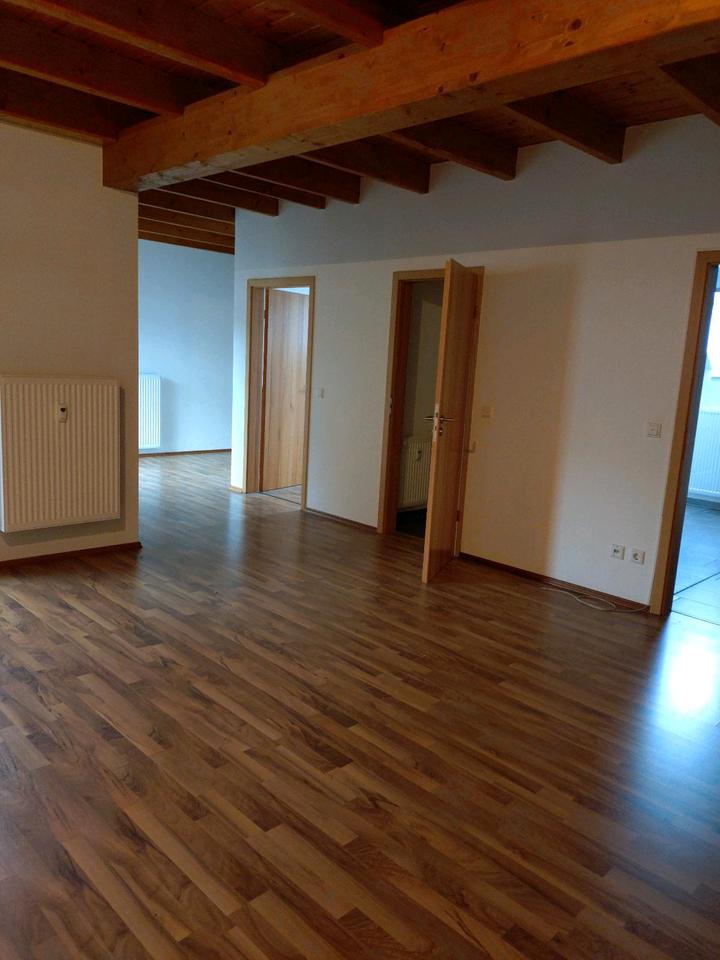 Thumbnail-Helle 3,5 Zimmer Wohnung in Park Nähe