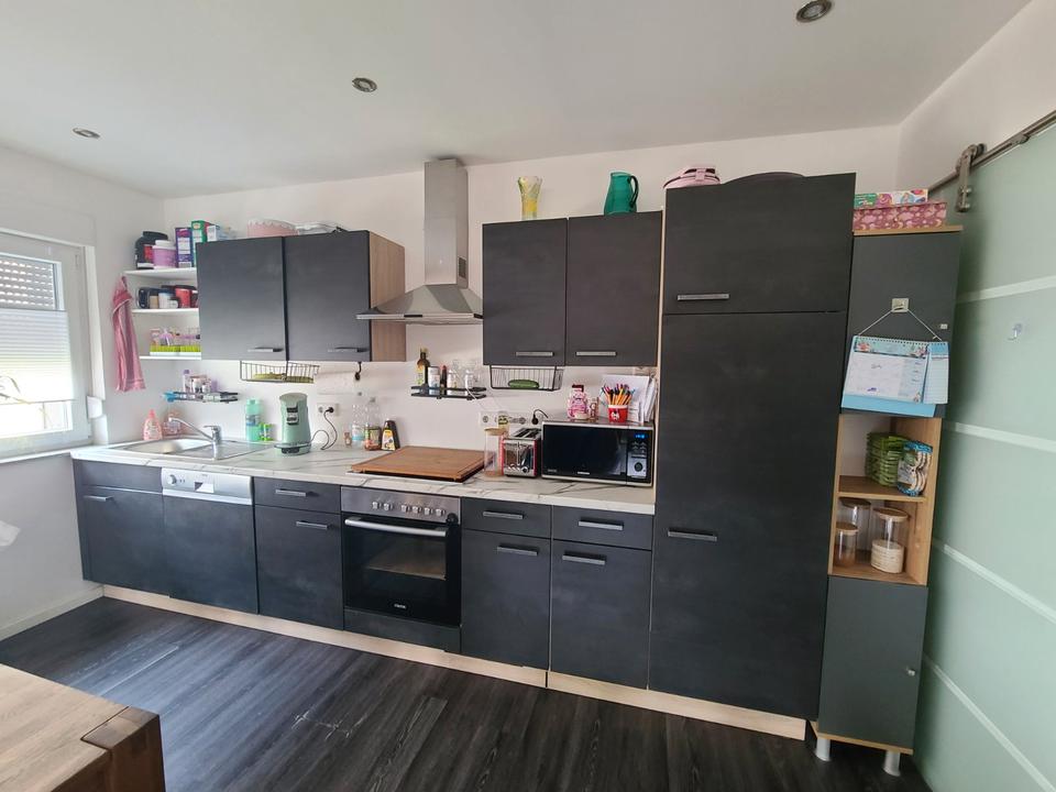 Thumbnail-Moderne 4,5 Zi Wohnung mit Balkon +Stellplatz