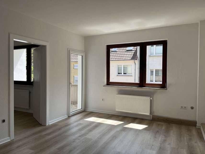 Thumbnail-2,5-Zimmer Wohnung mit Balkon in Essen Holsterhausen