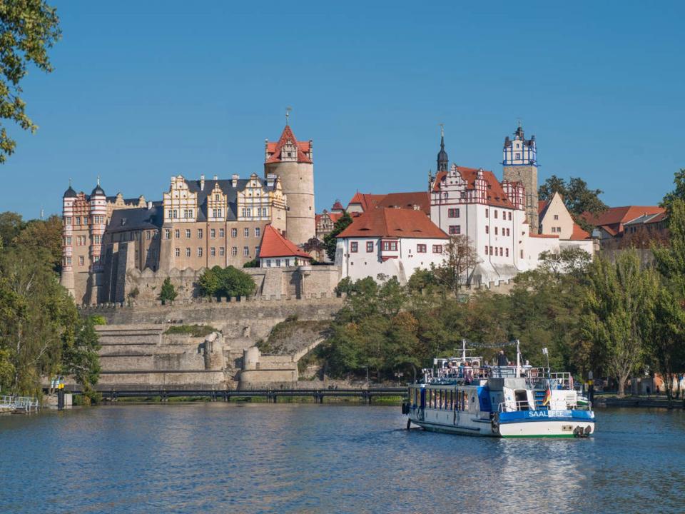 Thumbnail-Bernburg Bergstadt: 3 Zimmer, Einbauküche, Bad, Dachterrasse