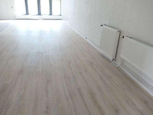 Thumbnail-Neue 90m² große helle Loft-Whg. direkt im Zentrum mit neuem Bad, mgl. Einbauküche & eigenem Eingang