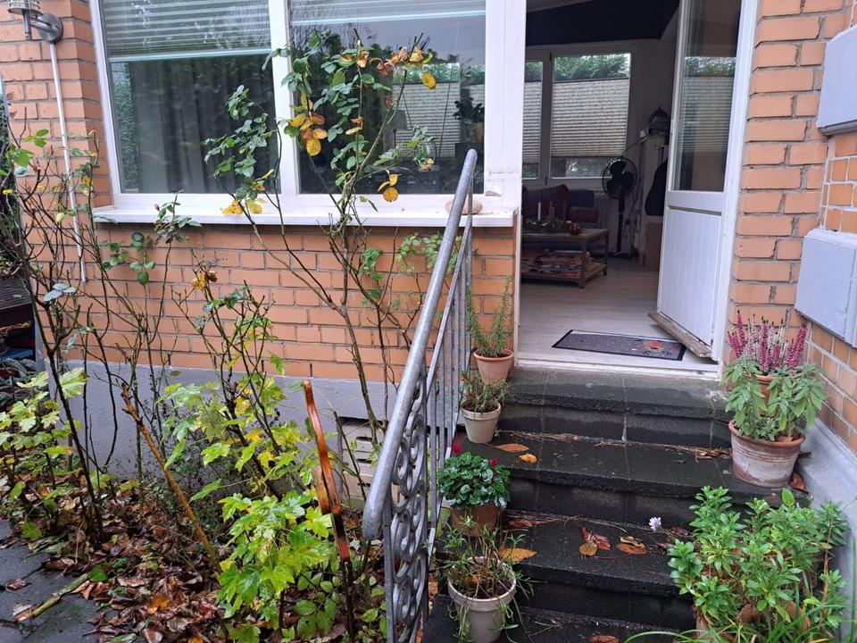 Thumbnail-EG-3-zi.Wg m. Terrasse in Altbauvilla am Rhein befristet bis 6-28