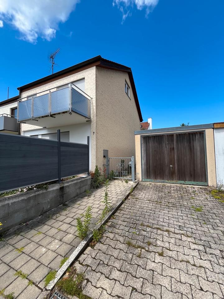 Thumbnail-Reiheneckhaus in ruhiger Ortsrandlage mit Garage & 1 Terrasse