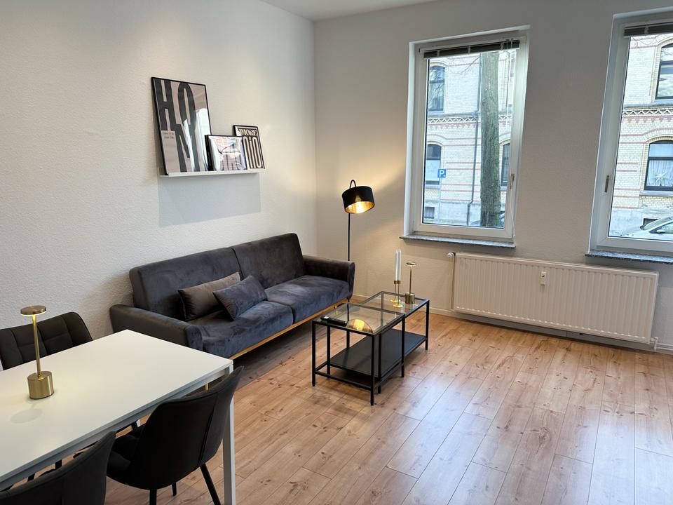 Thumbnail-Moderne Design-Altbauwohnung im Östlichen - möbliert