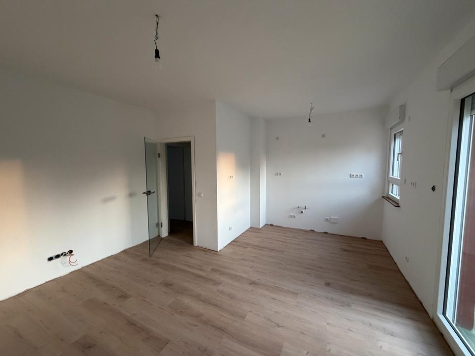 Thumbnail-Erstbezug nach Kernsanierung – 3-Zimmer-Wohnung mit Terrase