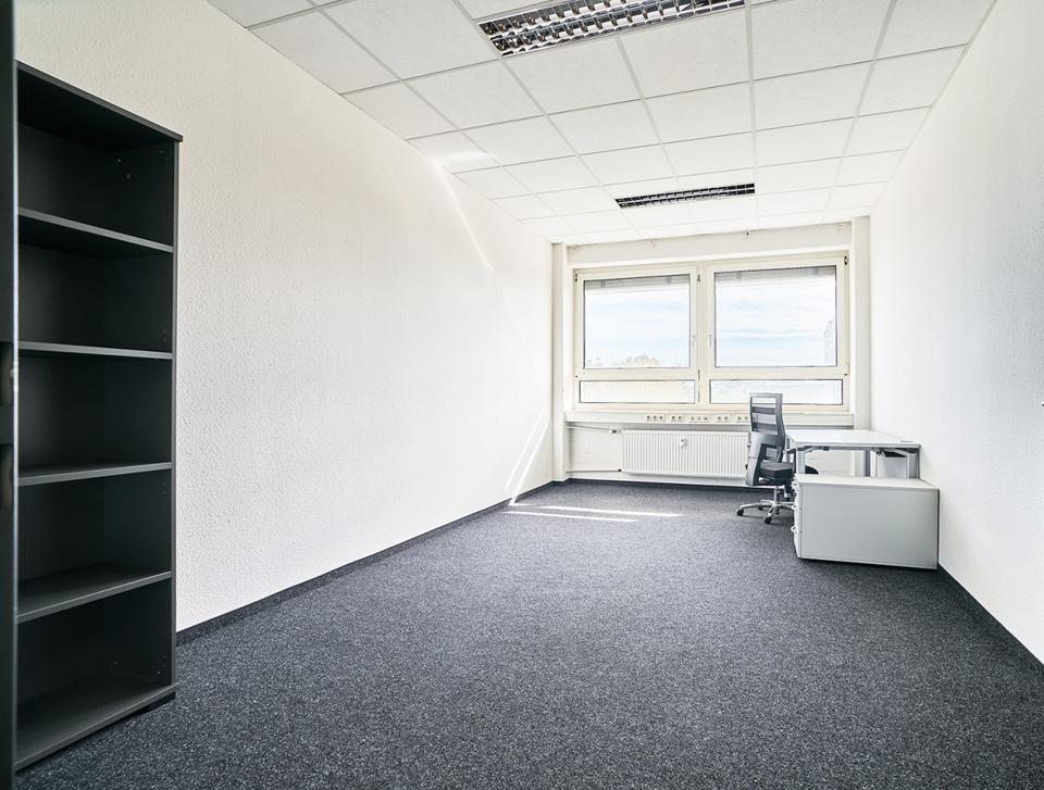 Thumbnail-Großes Büro ab 6,50 EURm² – mit flexiblen Räumen & Teeküche!*