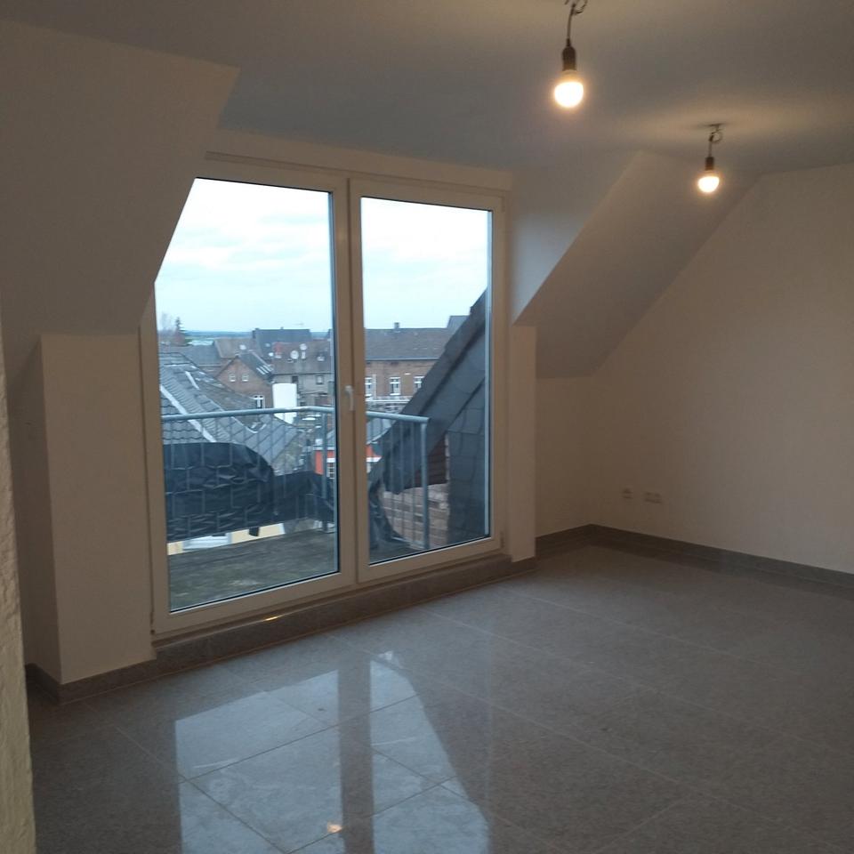 Thumbnail-Zülpich - individuelle 4 Zi.-Maisonette-Wohnung