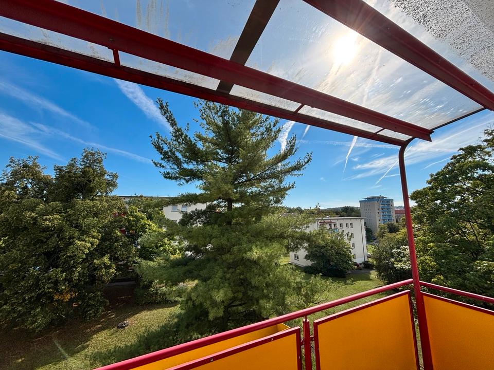 Thumbnail-Nachmieter Gera Wohnung mit Balkon und Einbauküche Raum Wohnung