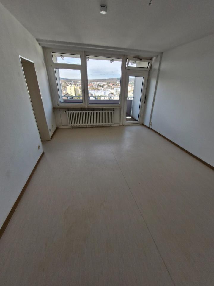 Thumbnail-Großzügige 1 Zimmer Wohnung im 9.Stock mit Balkon in Bad Nauheim
