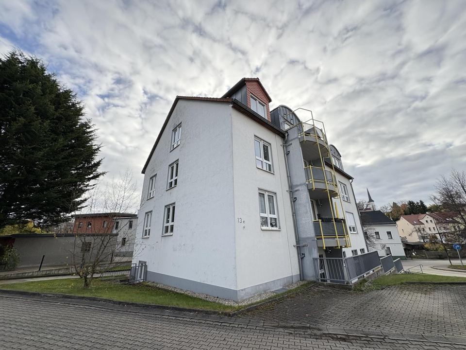 Thumbnail-Großzügige Dreiraumwohnung in Zwickau