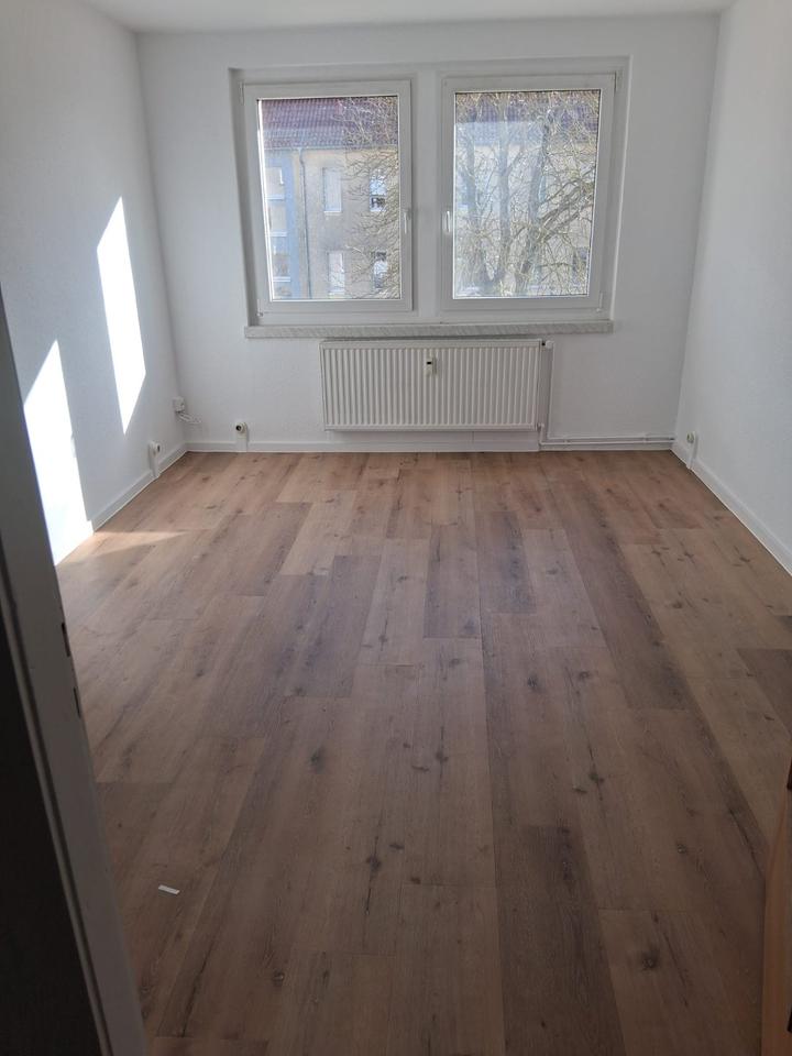 Thumbnail-helle 2-Raum-Wohnung im 1. Obergeschoss – ruhige Lage in Friedrichswerth