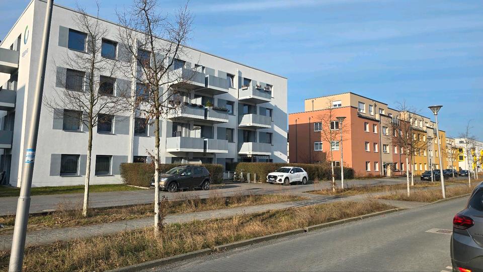 Thumbnail-3-Zimmer-Wohnung (70 m²) mit Balkon – Möbliert – Adlershof