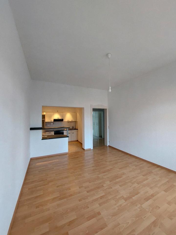Thumbnail-52m² 2-Zimmerwohnung Zwickau Pölbitz - Einbauküche, Balkon, etc.