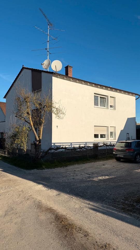 Thumbnail-Einfamilienhaus mit großem Balkon und Hobbyraum