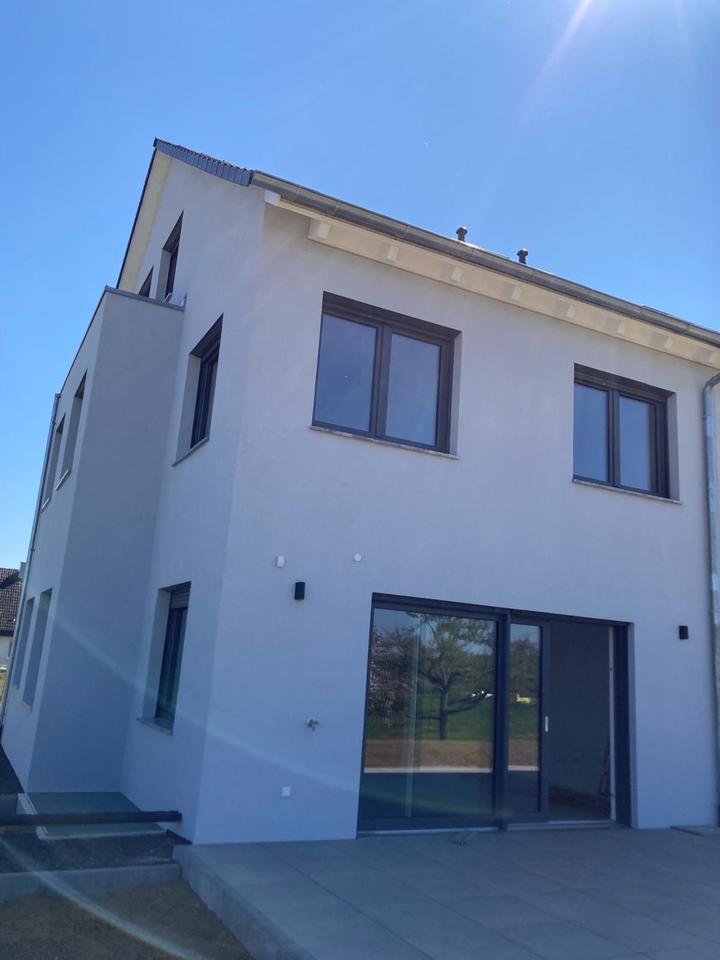 Thumbnail-Erstbezug: Neubau-DHH in Herrenberg-Oberjesingen