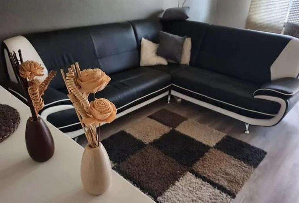 Thumbnail-2 Zimmer-Whg möblierte mit Einzelgarage in Porz-Ensen