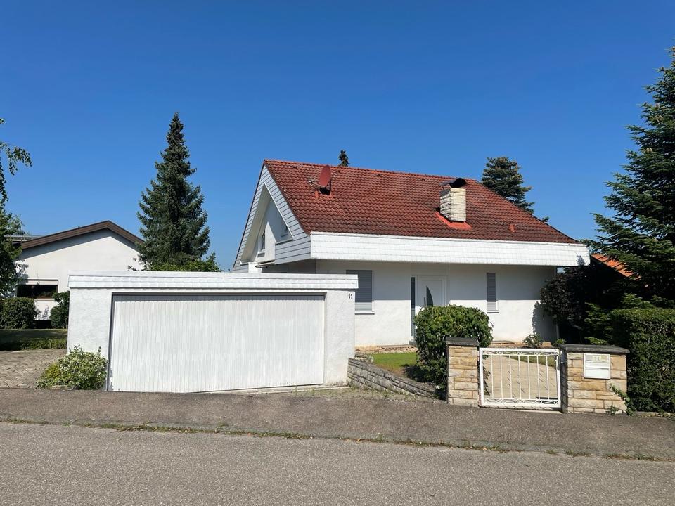 Thumbnail-Wohnhaus mit Doppelgarage und Garten in Auenstein (74360)