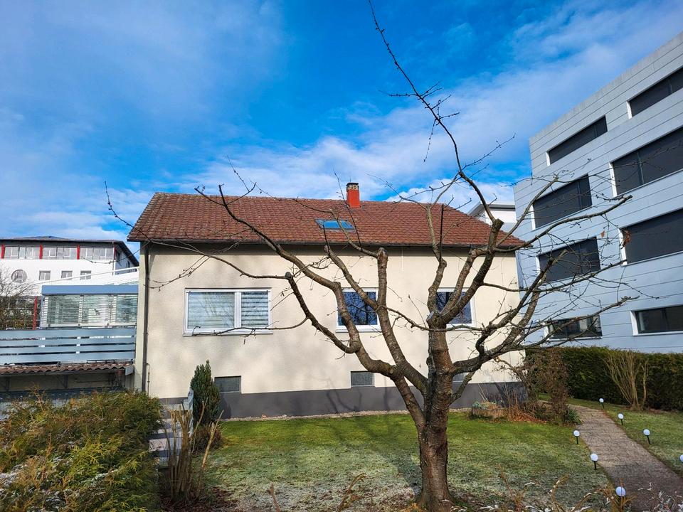 Thumbnail-Helle 3-Zimmer-Dachgeschosswohnung in Hammerstadt-Aalen