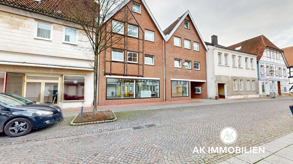 Thumbnail-Gewerbeeinheit mit großer Schaufensterfront in zentraler Innenstadtlage von Hessisch Oldendorf